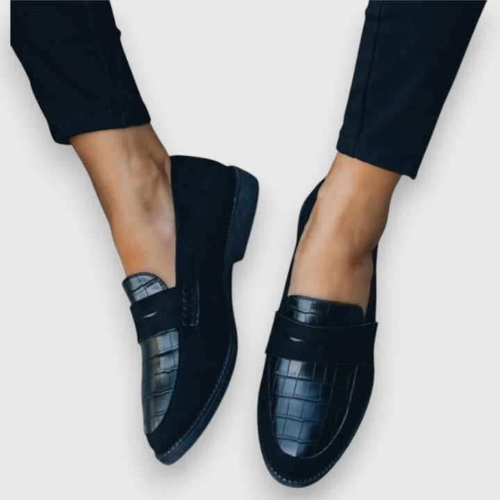 Mariluz | Women's Orthopedic Slip-On Loafers with Padded Insoles and Soft Lining