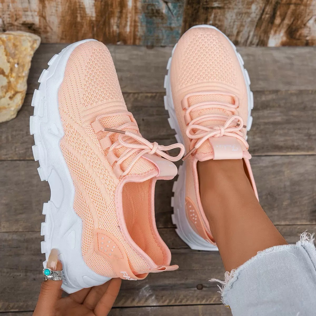 Maica | Women's Orthopedic Trainers With Wide Toe Box and Arch Support