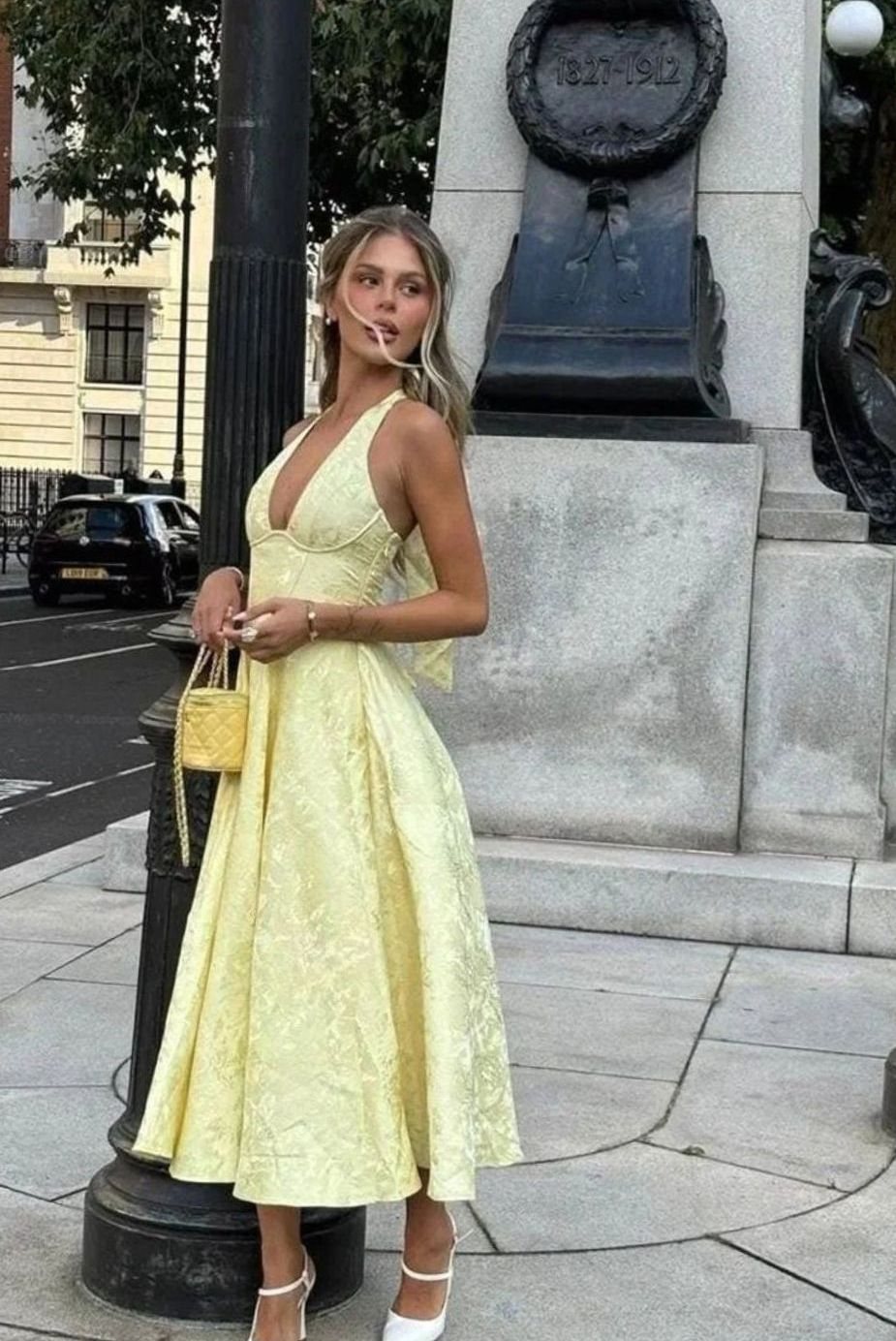 Women's Backless Deep V-Neck Pleated Midi Party Dress, Yellow