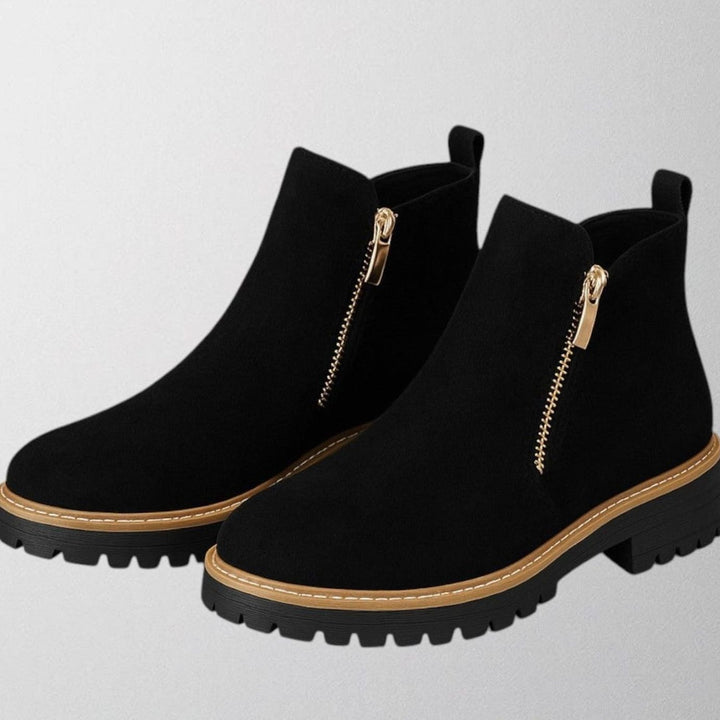 Women's Black Chelsea Boots Round-Toe Side-Zip Ankle Boots