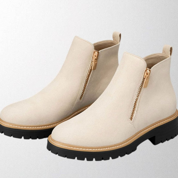 Women's Black Chelsea Boots Round-Toe Side-Zip Ankle Boots
