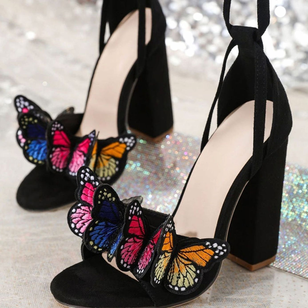 Women's Butterfly Applique Block Heel Lace-Up Sandals