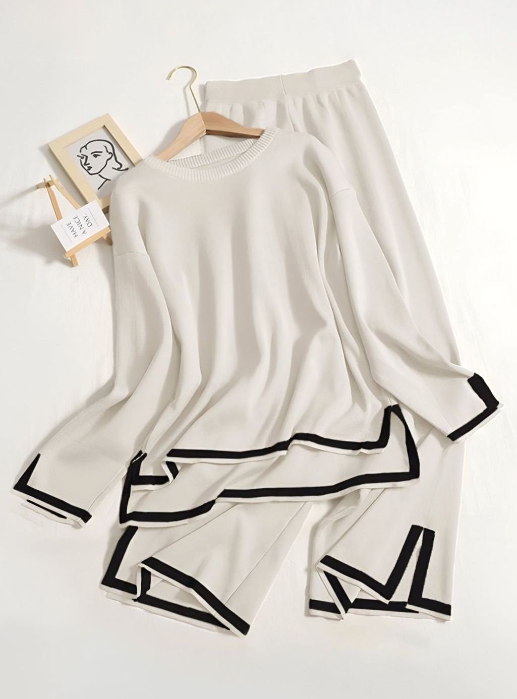 Women's Contrast Trim Side-Split Knit Loungewear Two-Piece Set