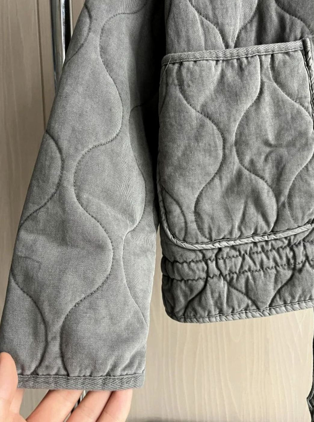 Women's Cropped Quilted Zip-Up Jacket Patch Pockets Drawstring Hem