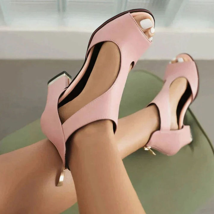 Women's Cut-Out Peep-Toe Block Heel Sandals Gold Detail