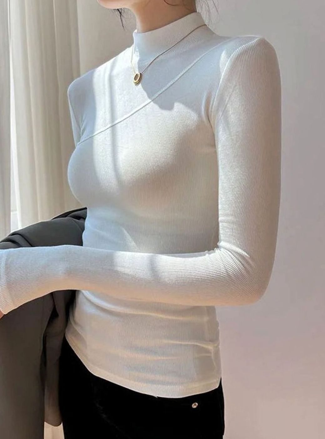 Women's Fitted Ribbed Roll Neck Jumper Long-Sleeve