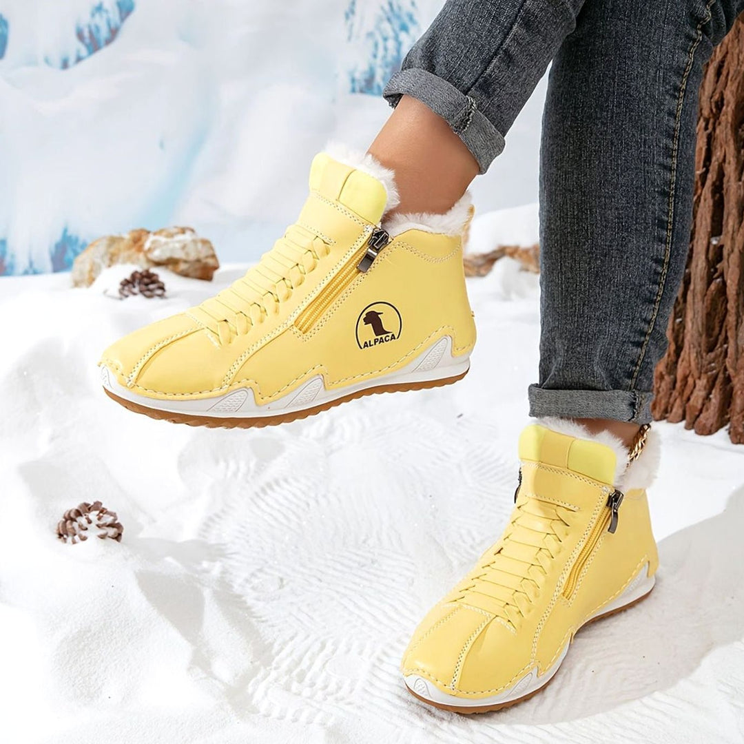 Women's Fleece-Lined Lace-Up Winter Ankle Boots Wide Toe Box