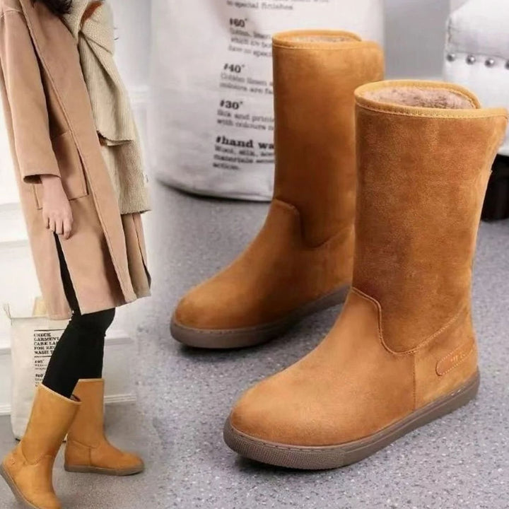 Women's Fleece-Lined Slip-On Mid-Calf Winter Snow Boots - Brown