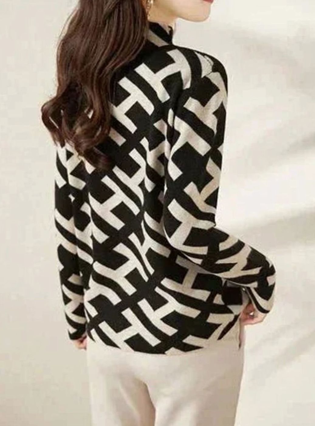 Women's Geometric-Print Roll Neck Knitted Jumper