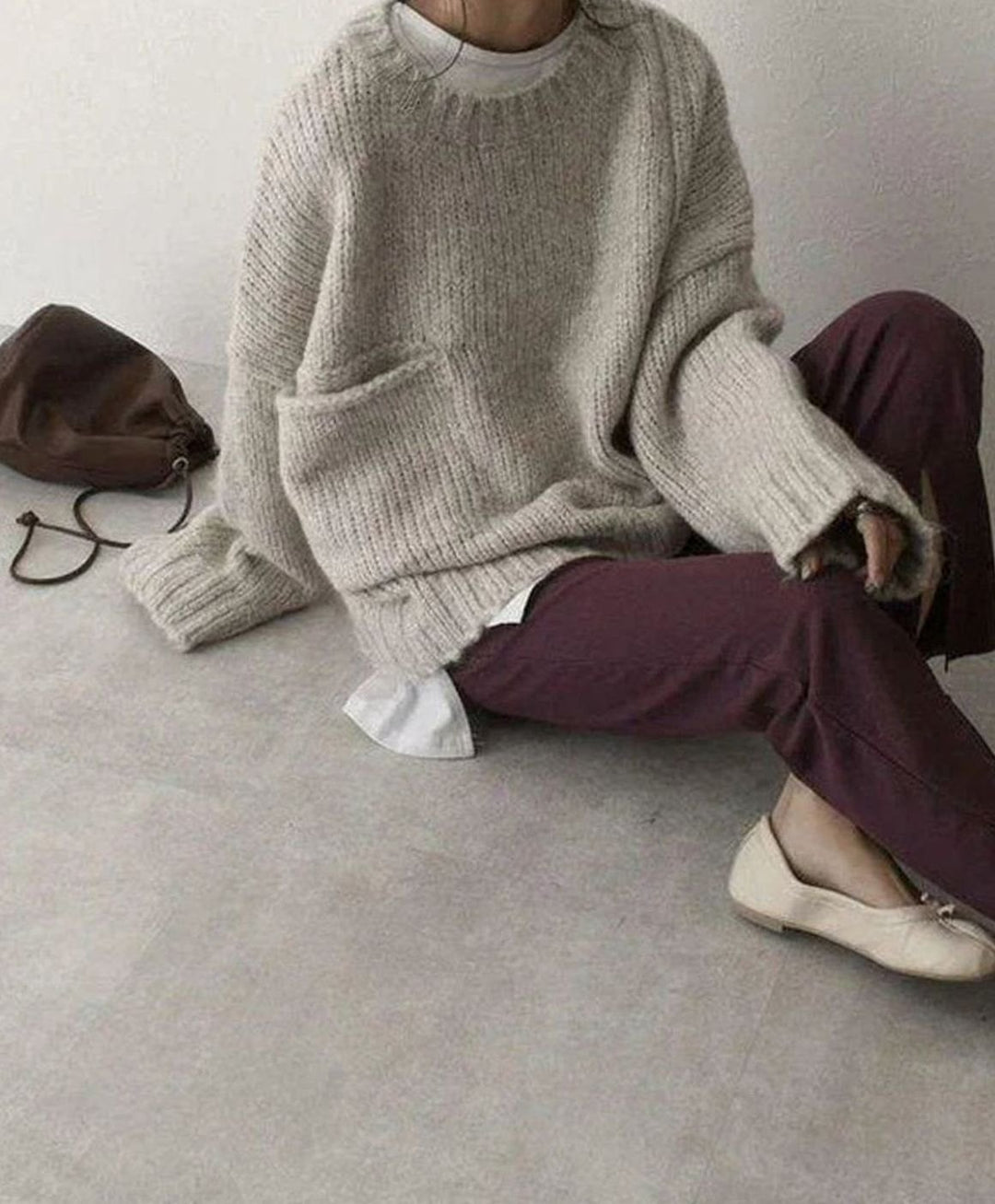 Women's Oversized Chunky Ribbed Knit Crew-Neck Jumper with Pocket