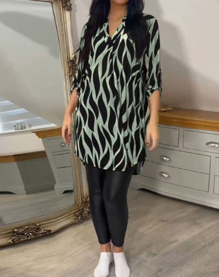 Women's Relaxed-Fit Abstract Print V-Neck Longline Blouse