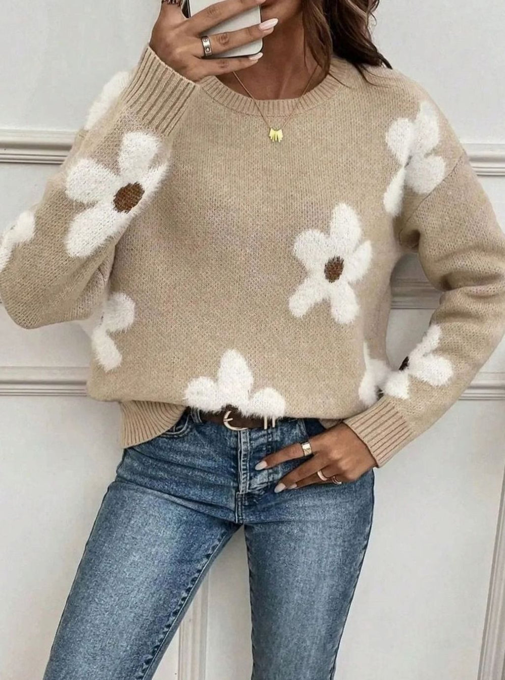 Women's Supersoft Floral Daisy Crew Neck Knitted Jumper