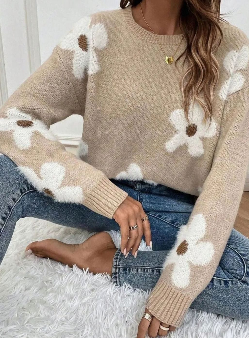 Women's Supersoft Floral Daisy Crew Neck Knitted Jumper