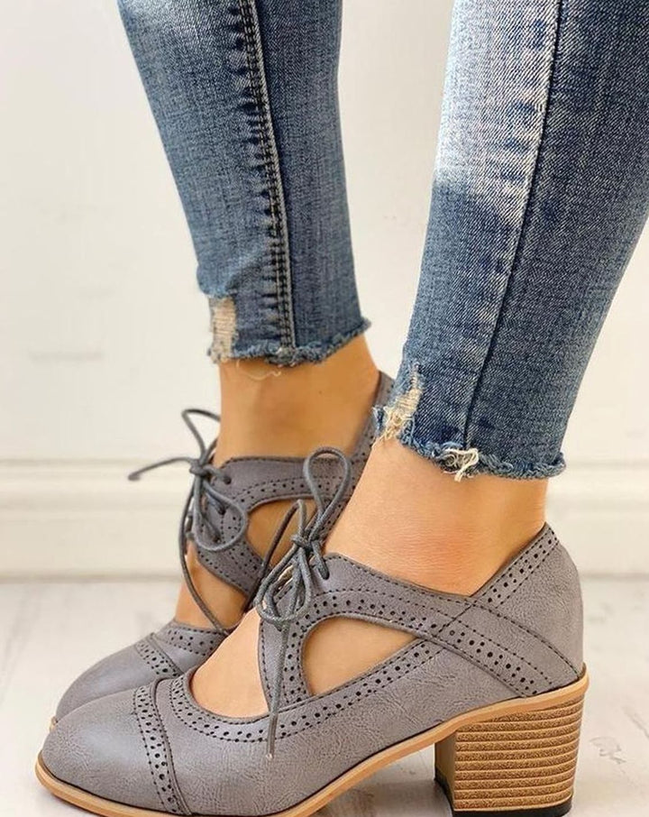 Women's Vintage Brogue Lace-Up Block Heel Cutout Pumps