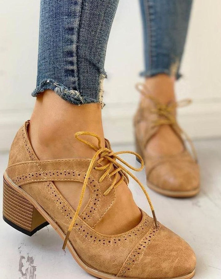 Women's Vintage Brogue Lace-Up Block Heel Cutout Pumps - Beige