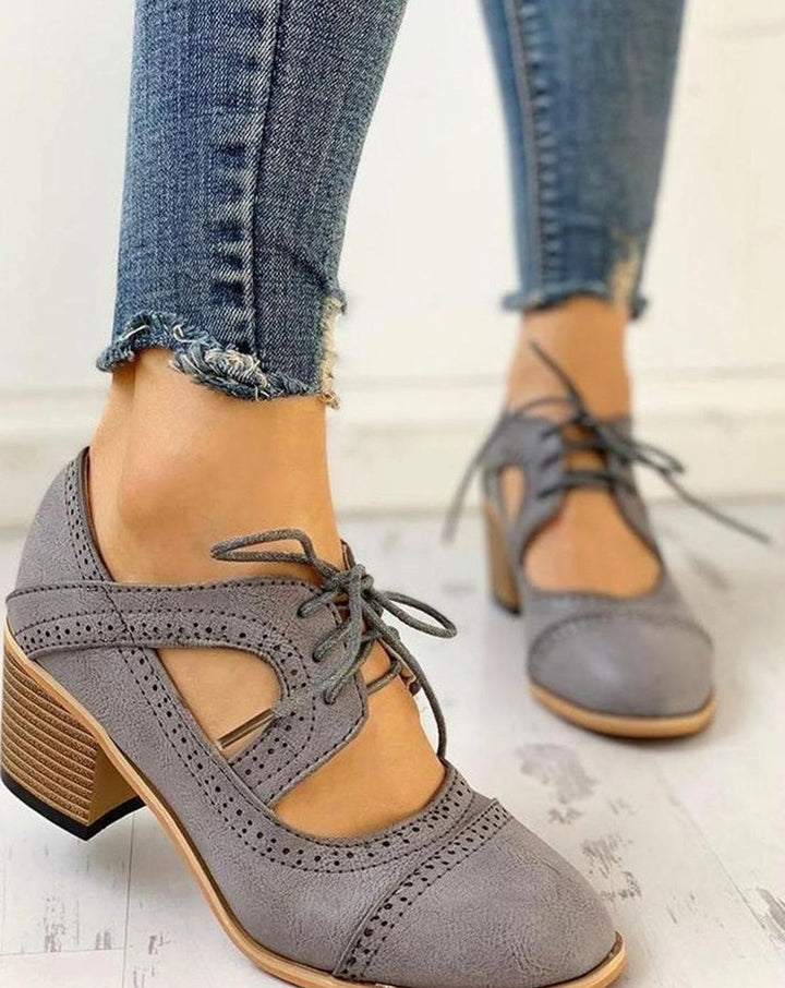 Women's Vintage Brogue Lace-Up Block Heel Cutout Pumps - Grey