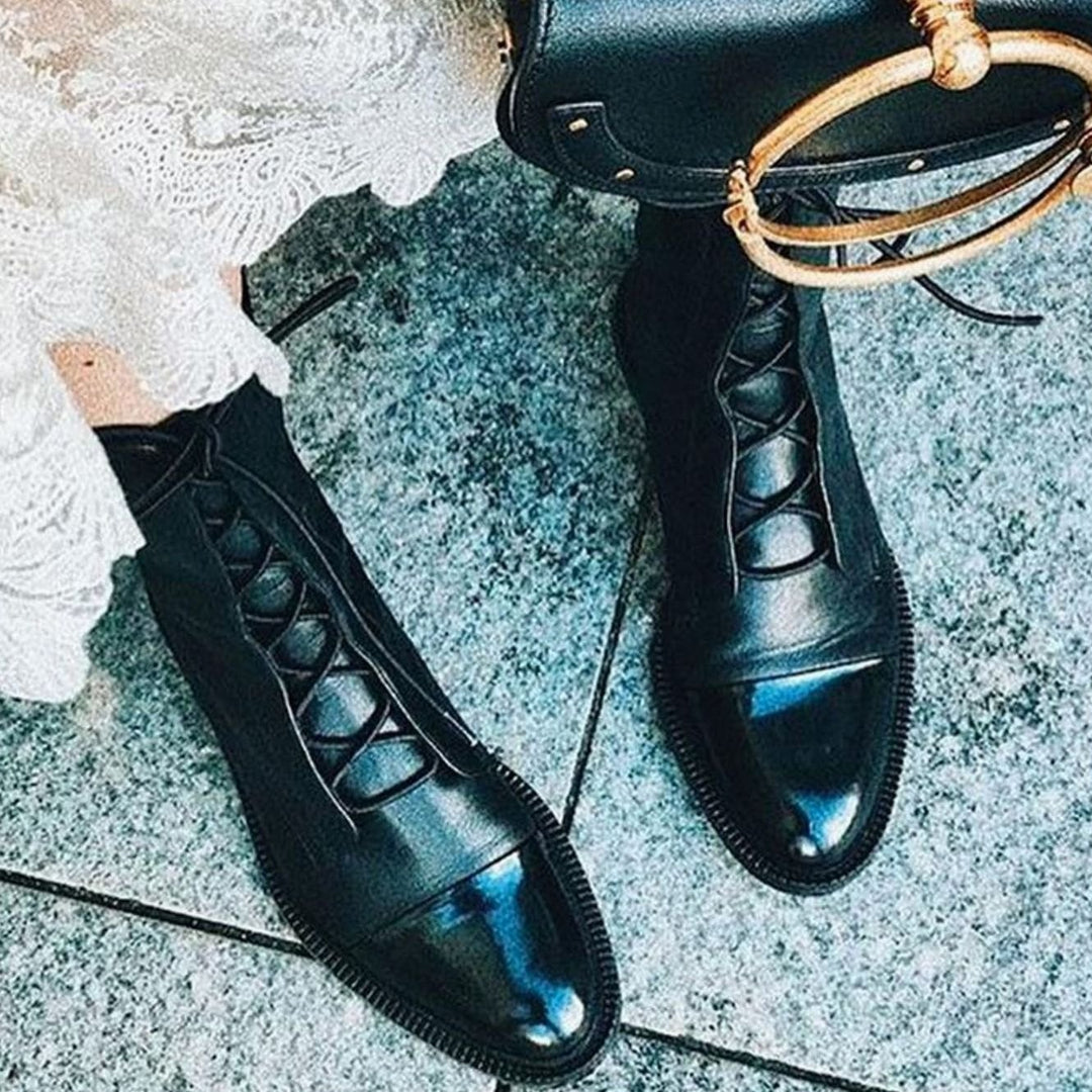 Women's Vintage Lace-Up Cap-Toe Faux Leather Ankle Boots