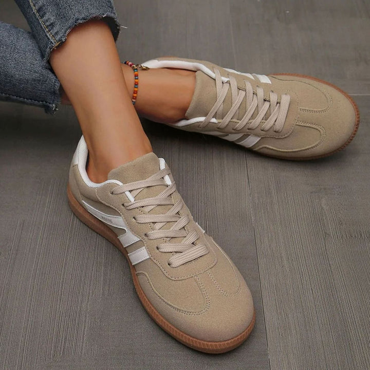Women's Wide Toe Box Orthopedic Lace-Up Trainers