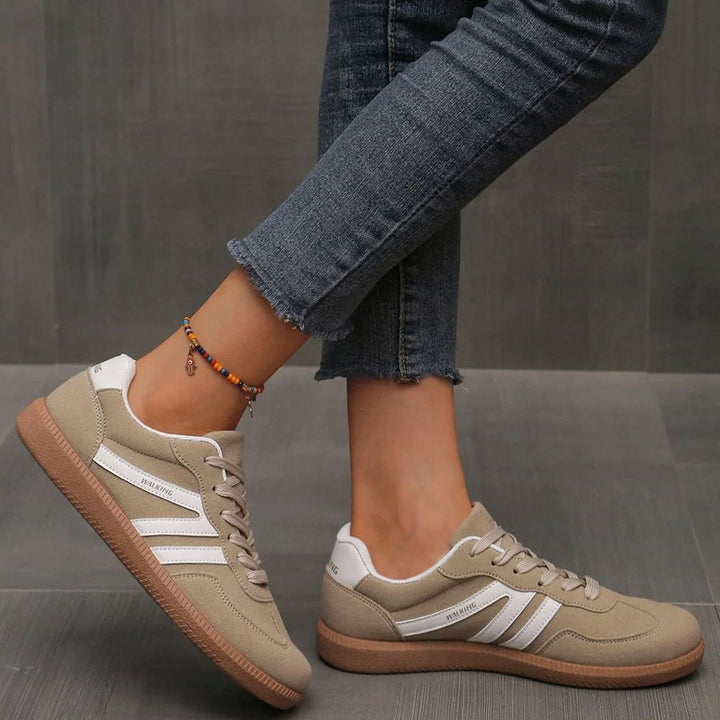 Women's Wide Toe Box Orthopedic Lace-Up Trainers