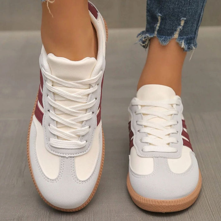 Women's Wide Toe Box Orthopedic Lace-Up Trainers