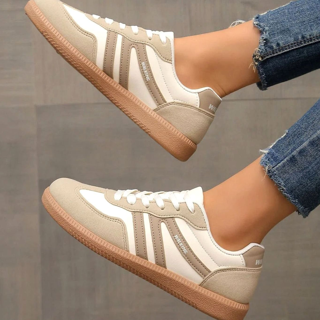 Women's Wide Toe Box Orthopedic Lace-Up Trainers