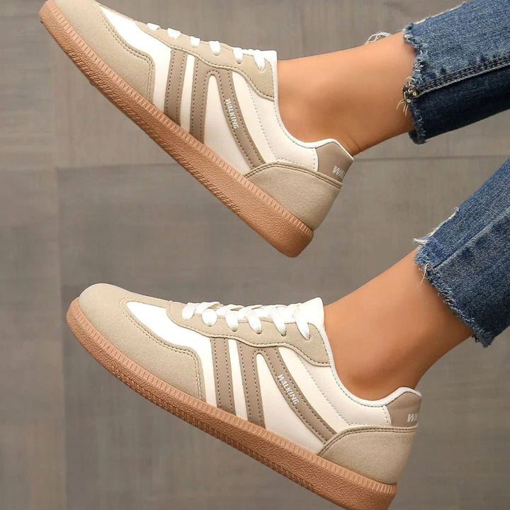 Women's Wide Toe Box Orthopedic Lace-Up Trainers