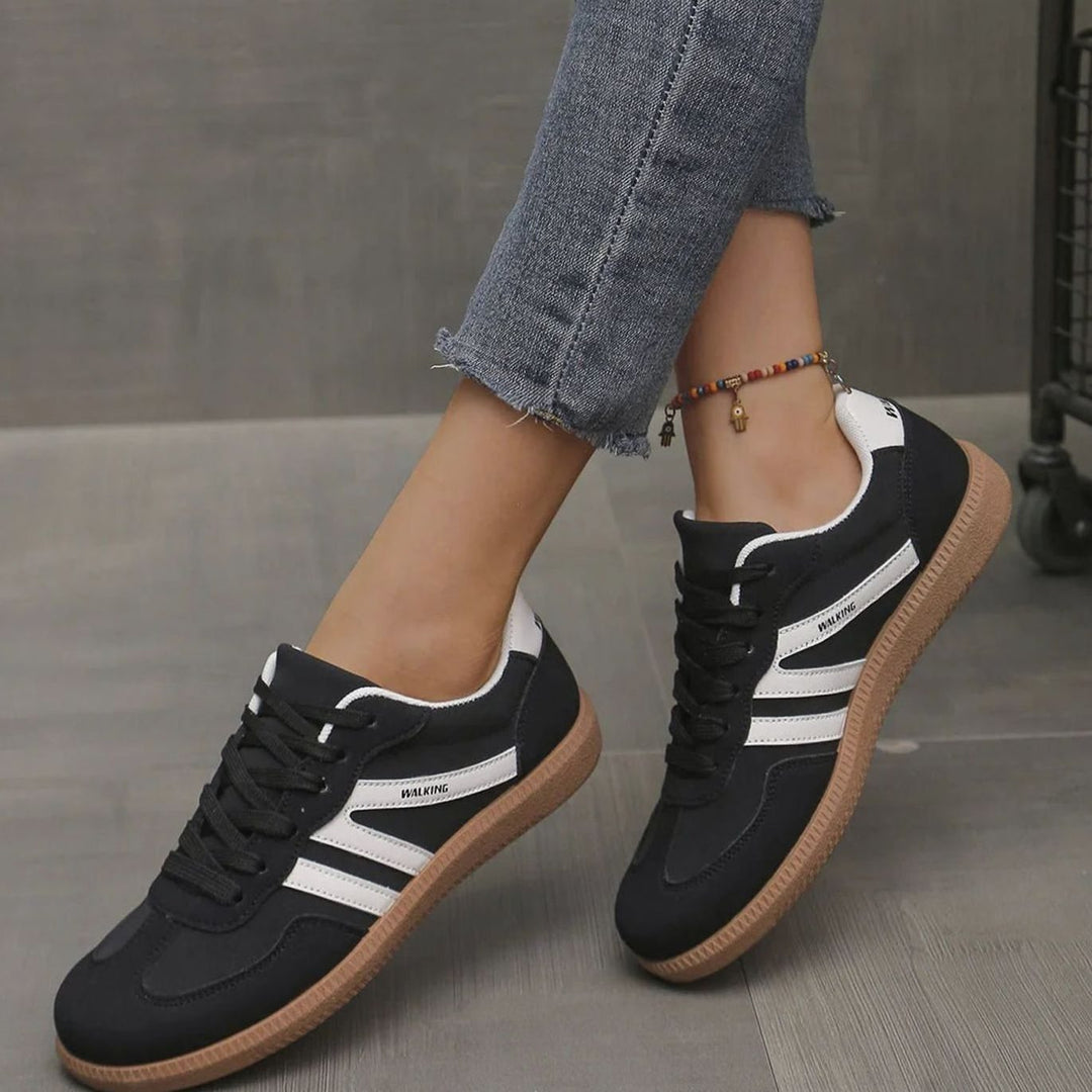 Women's Wide Toe Box Orthopedic Lace-Up Trainers - Black